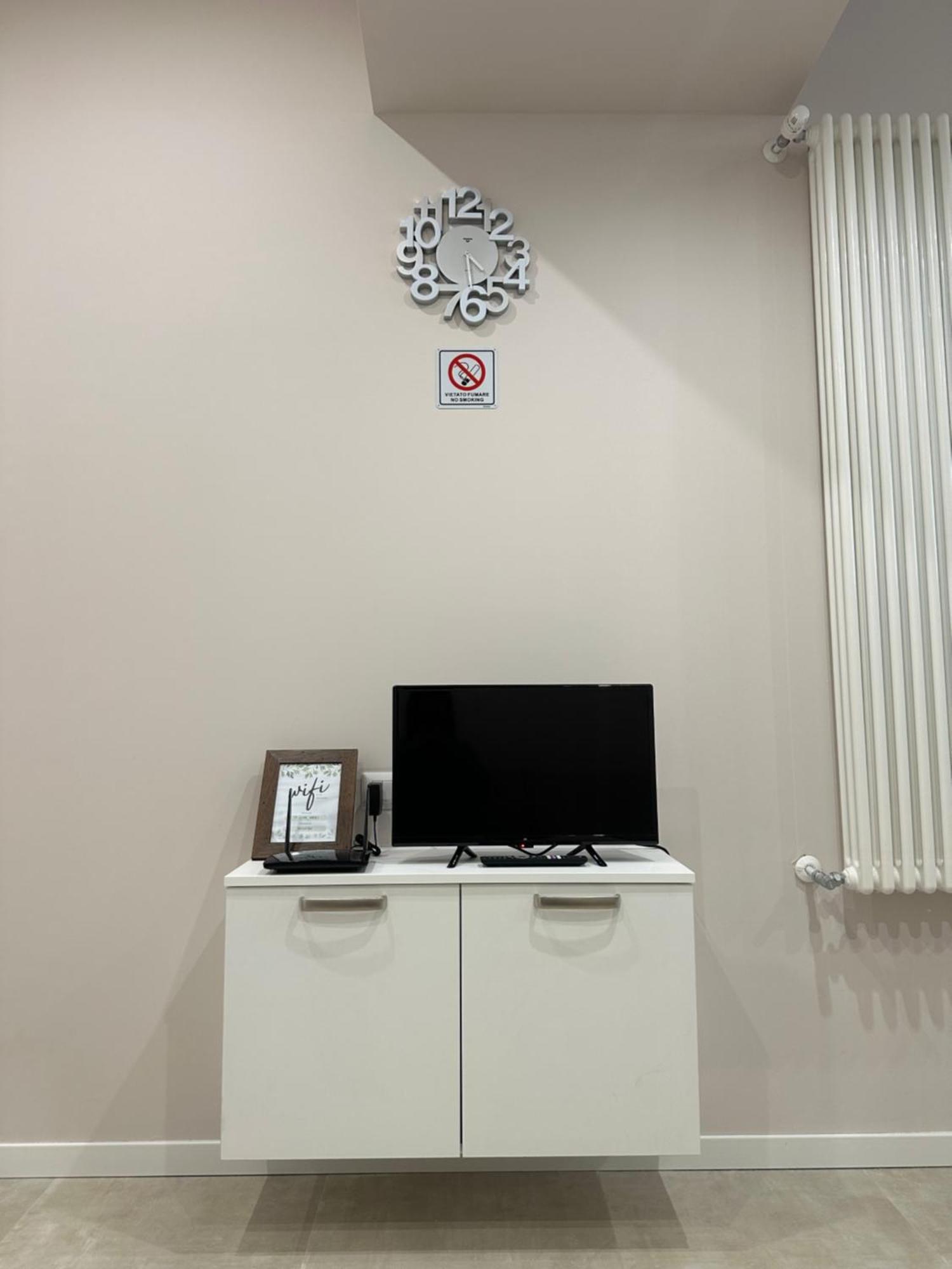Monolocale Piazza Gambara M1 Apartment Milan Luaran gambar